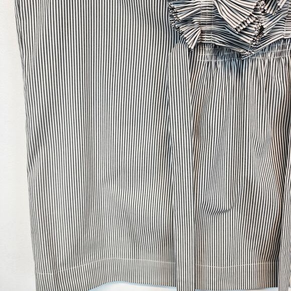 Bcbgmaxazria Ruffle Neck Sleeveless Blouse Size M Gray Stripe Stretch Avant Chic - Picture 4 of 10